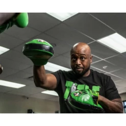 Title Boxing WBC Focus Mitts 7 Title Boxing WBC Focus Mitts -Thefightfactory Shop TITLEBoxingWBCFocusMitts1