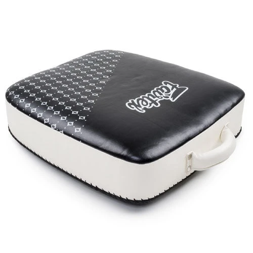 Fairtex Leg Kick Pad LKP1 4 Fairtex Leg Kick Pad LKP1 - Image 2